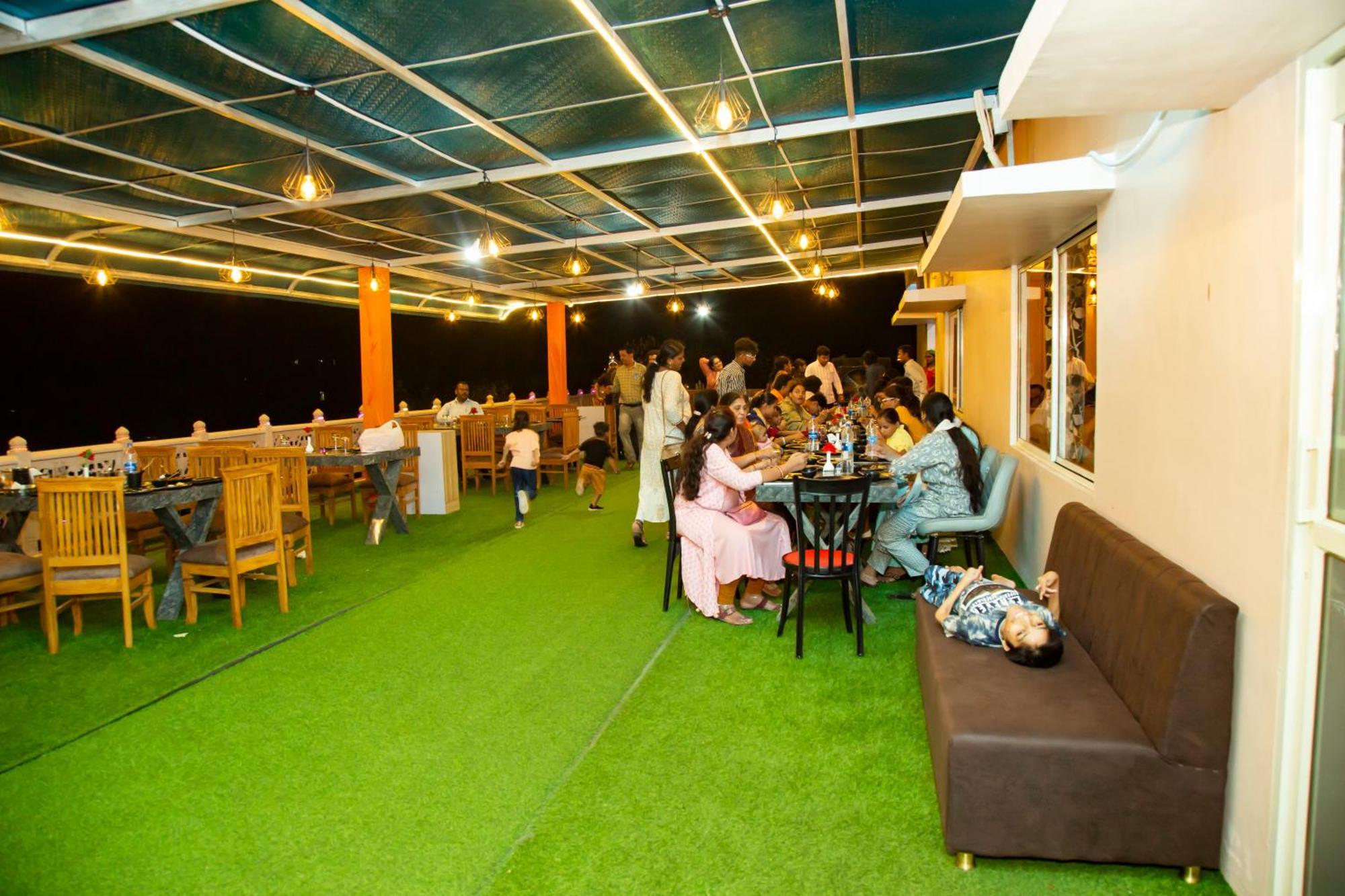 Hotel Virasat By Bookingcare Chhatarpur Exterior photo